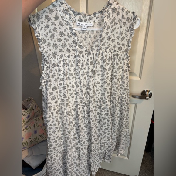 And Now This White Floral Sleeveless Dress - Picture 2 of 2